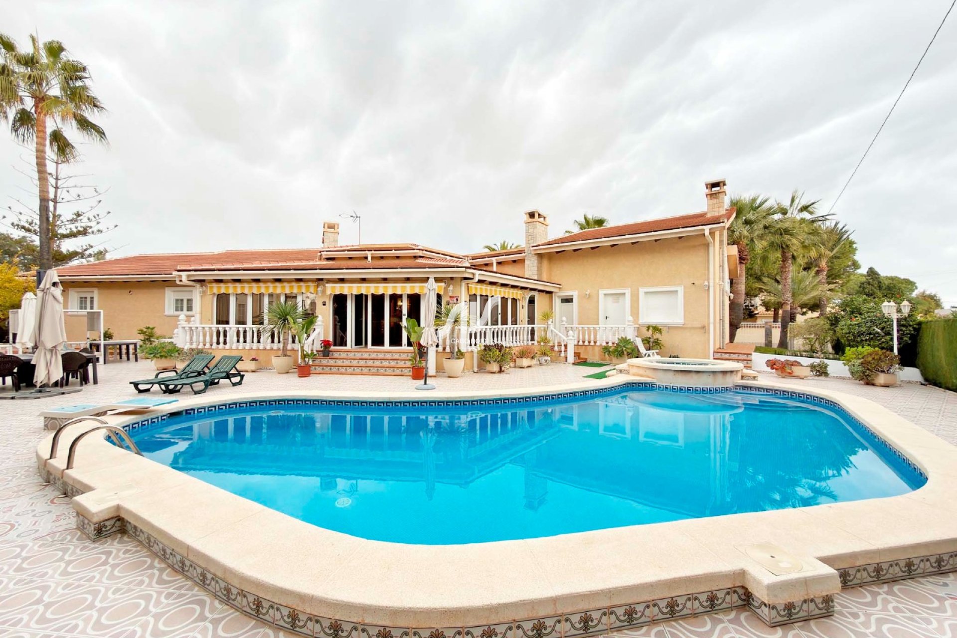 Resale - Villa - Orihuela Costa - Cabo Roig