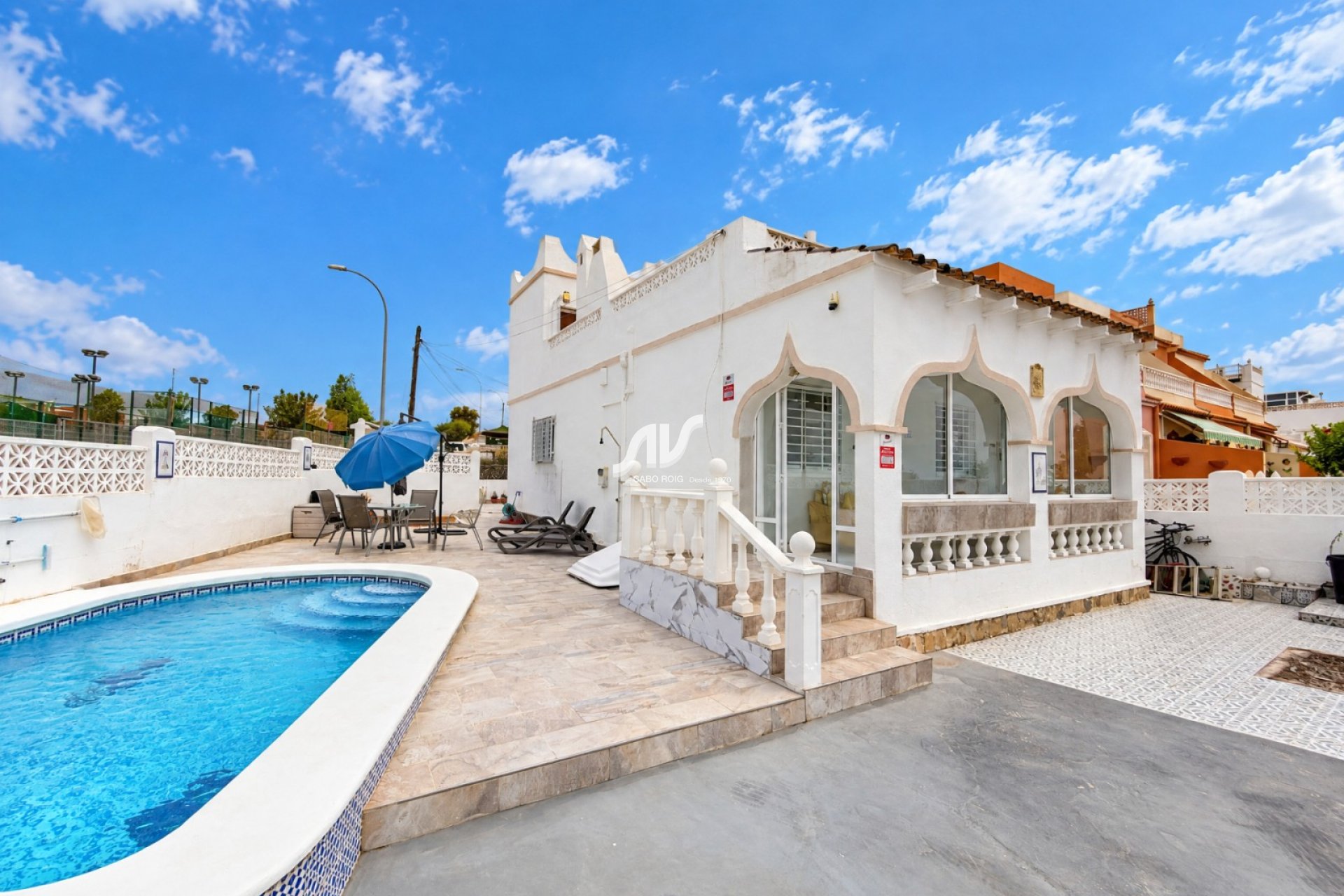 Resale - Villa - San Miguel de Salinas