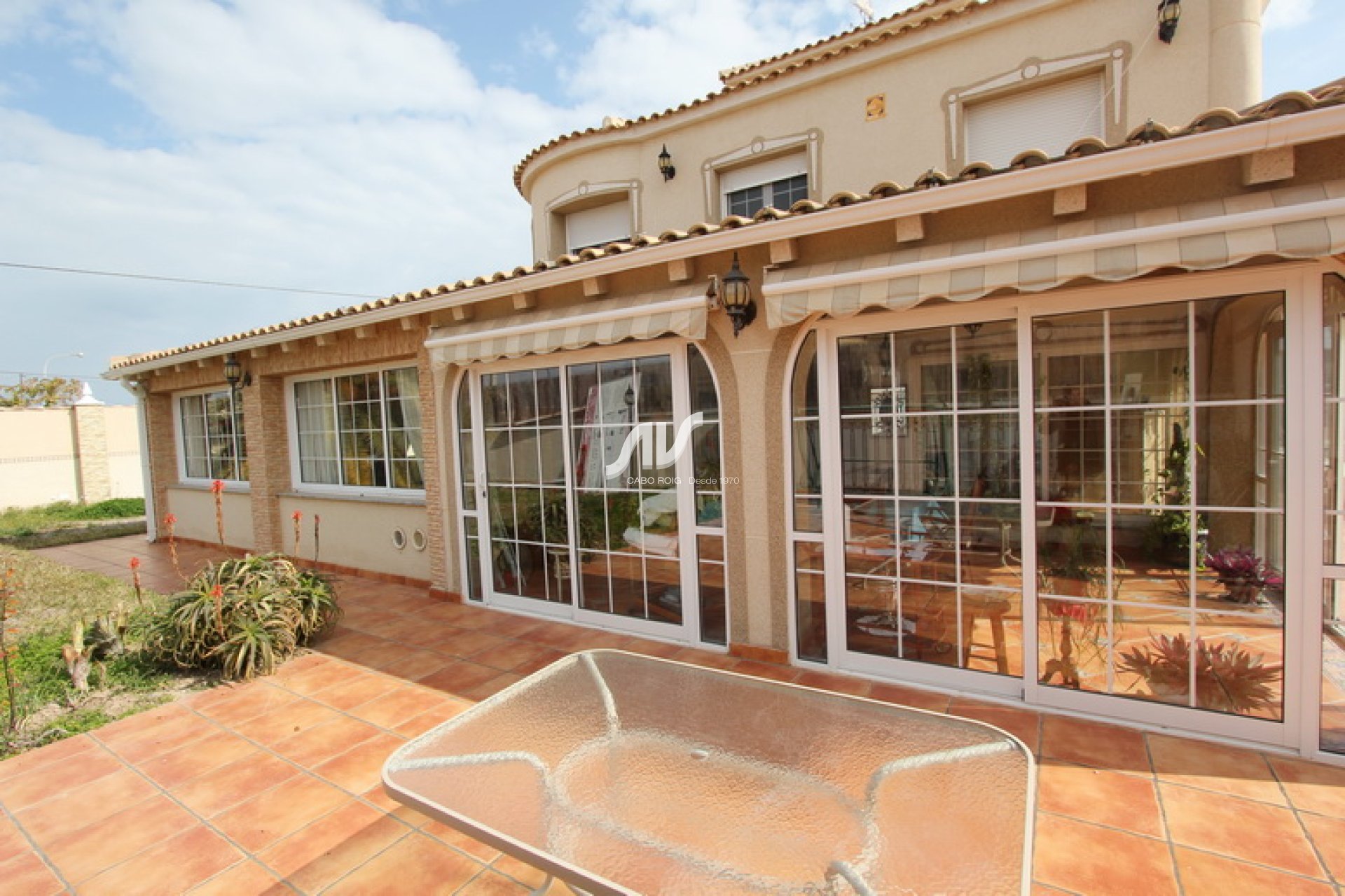 Resale - Villa - Torrevieja