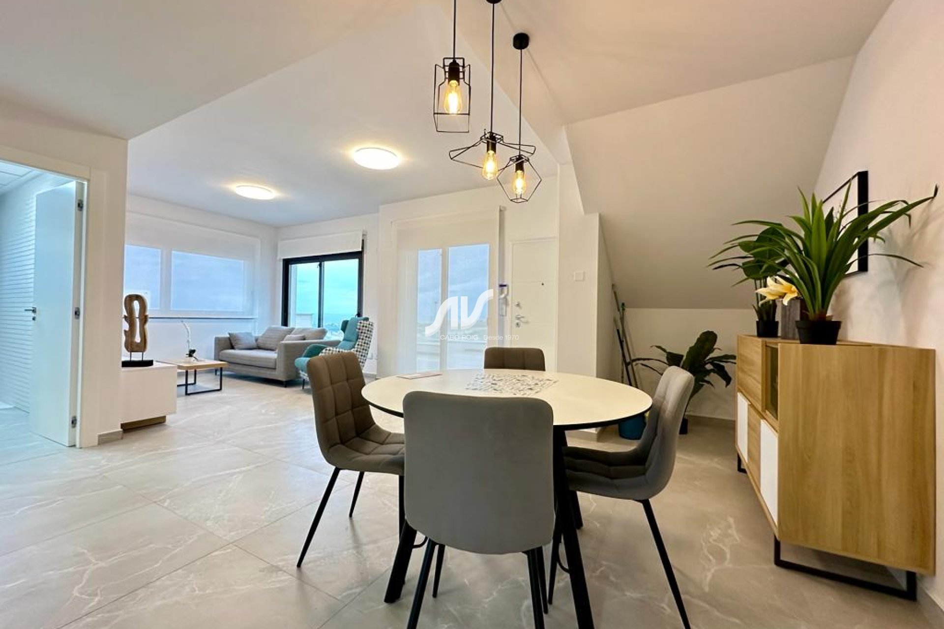 Reventa - Chalet - San Miguel de Salinas - Urb. Ciudad de las Comunicaciones