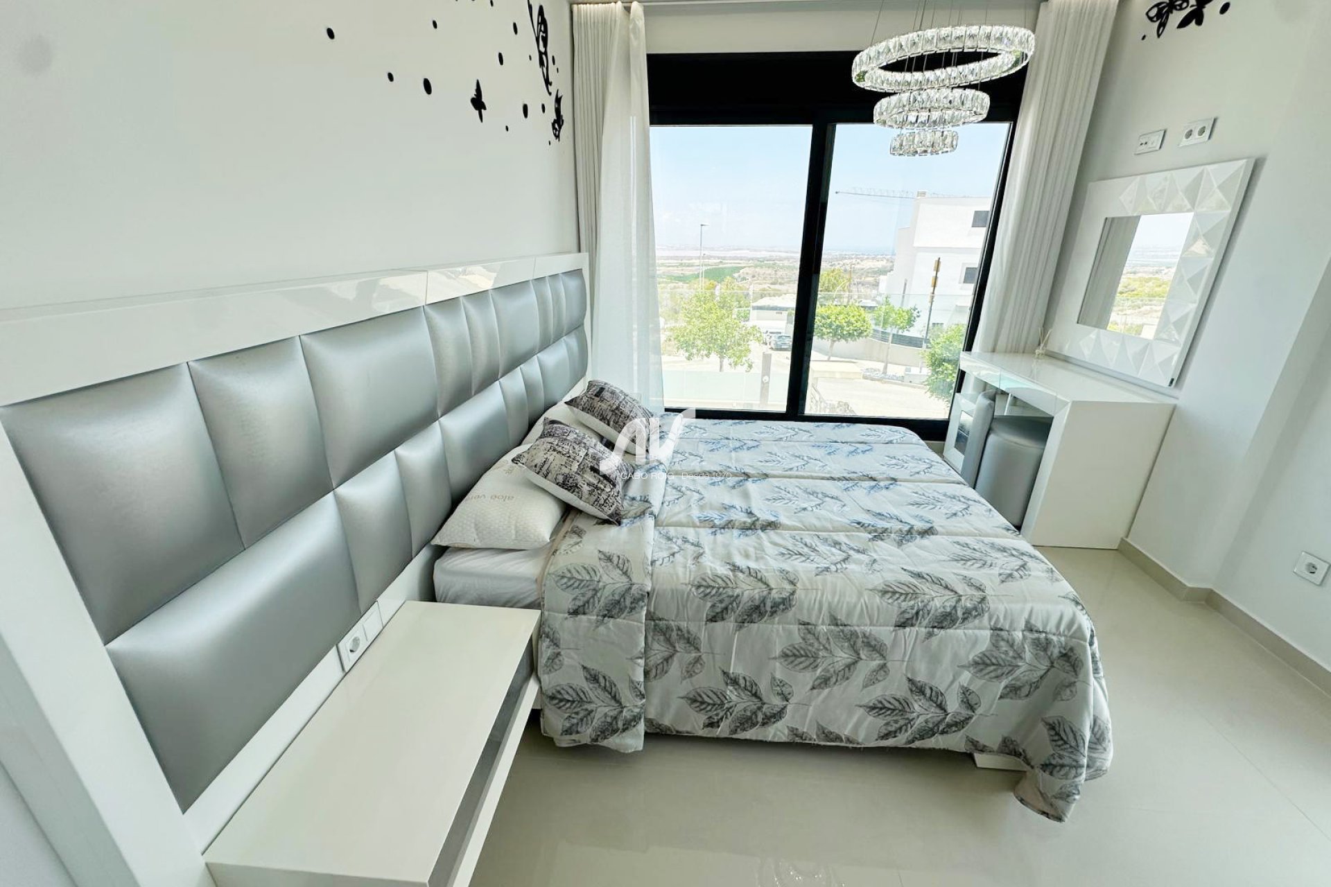 Reventa - Chalet - San Miguel de Salinas - Urb. Ciudad de las Comunicaciones