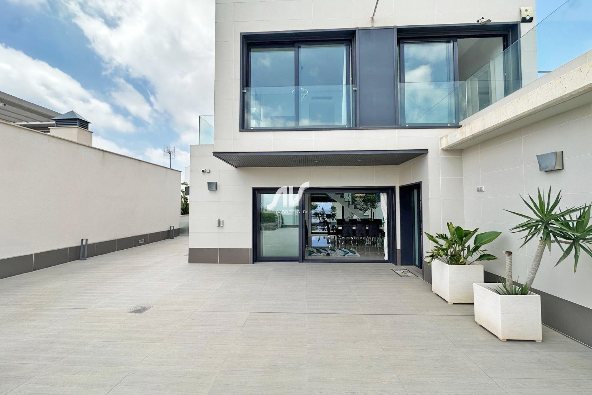 Reventa - Chalet - San Miguel de Salinas - Urb. Ciudad de las Comunicaciones