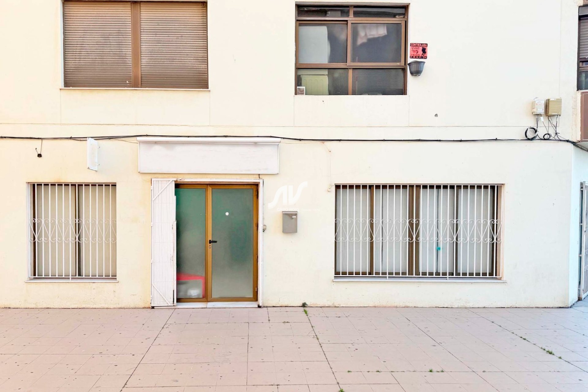 Reventa - Local comercial - Bigastro