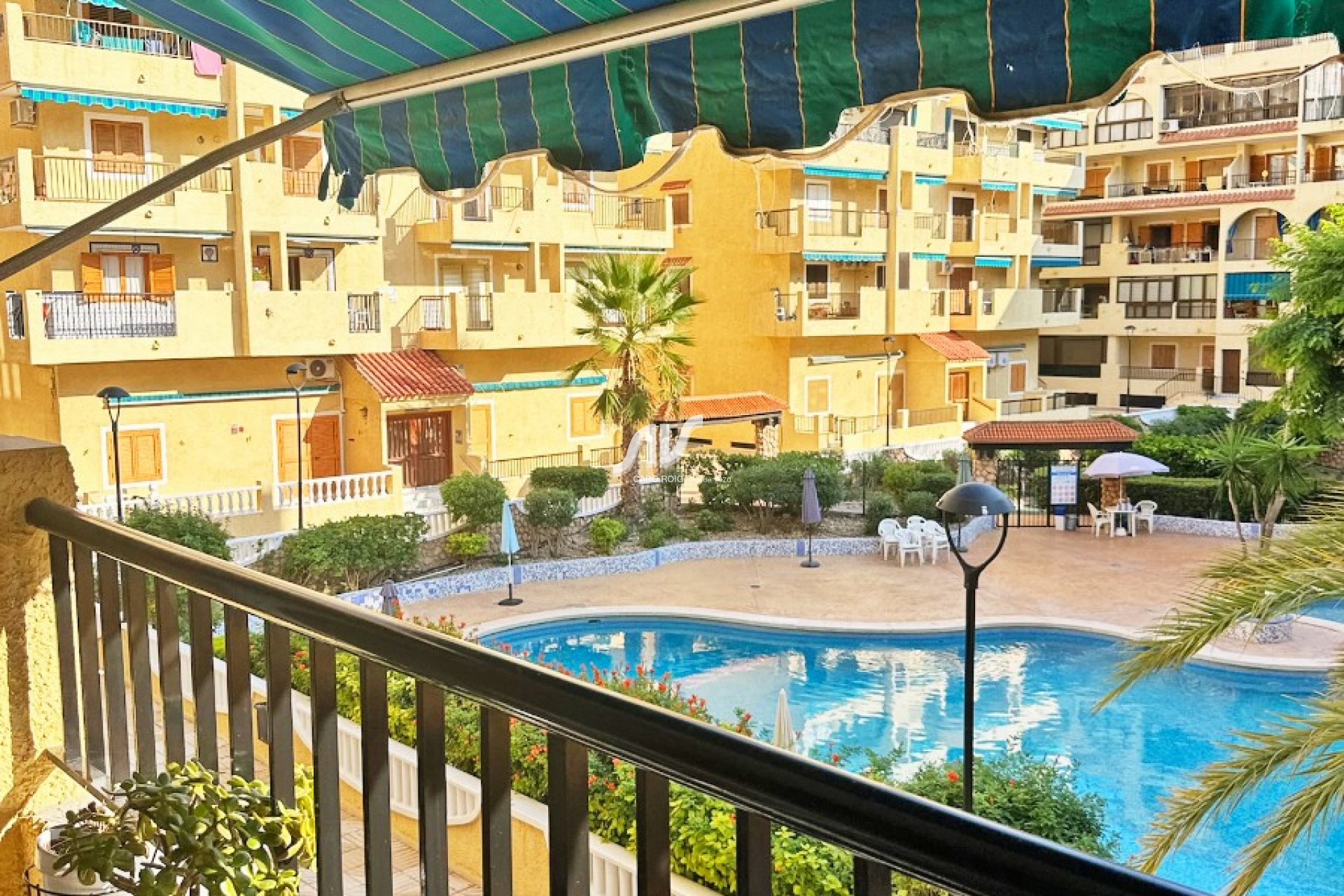 Til Salgs - Apartment - Torrevieja - La Mata