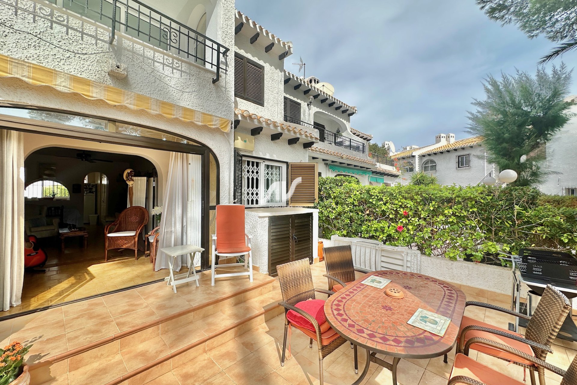 Til Salgs - Bungalow - Orihuela Costa - Cabo Roig