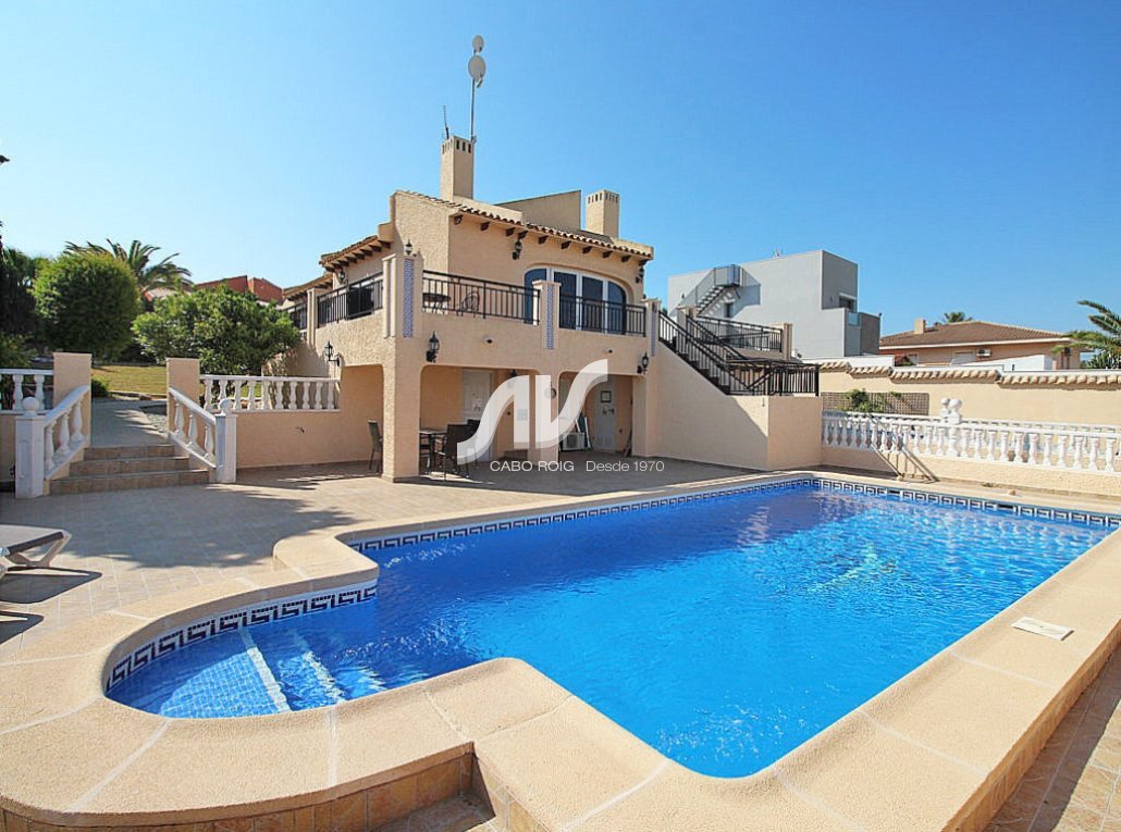Til Salgs - Villa - Orihuela Costa - Cabo Roig