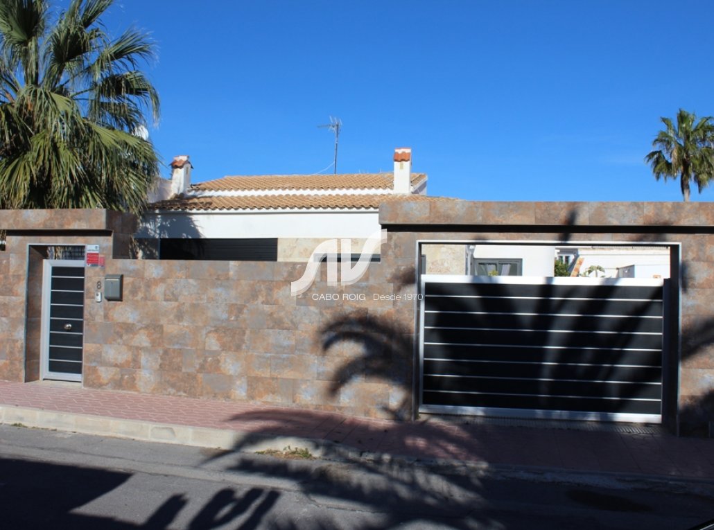 Til Salgs - Villa - Orihuela Costa - Cabo Roig