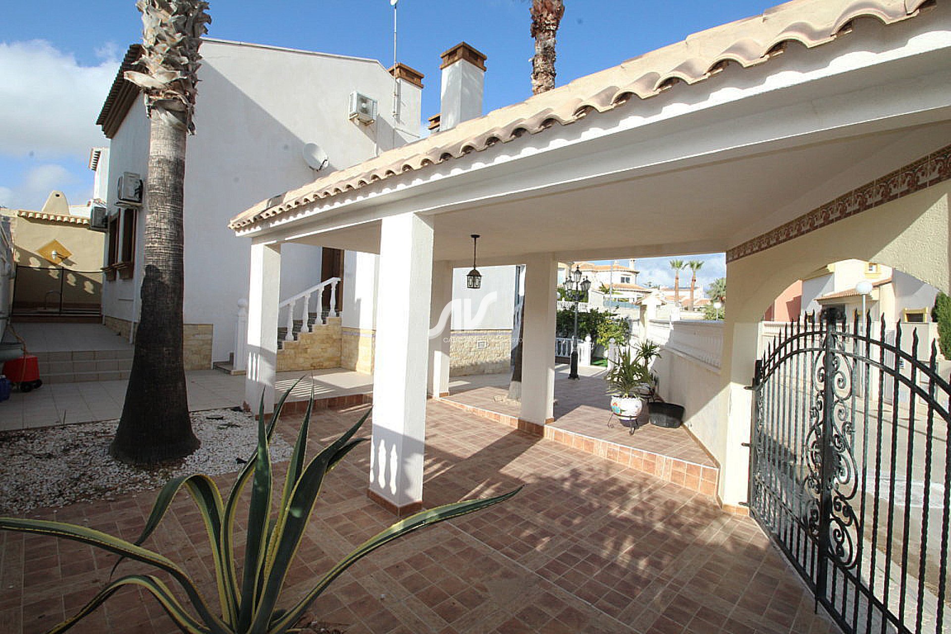 Til Salgs - Villa - Orihuela Costa - Cabo Roig