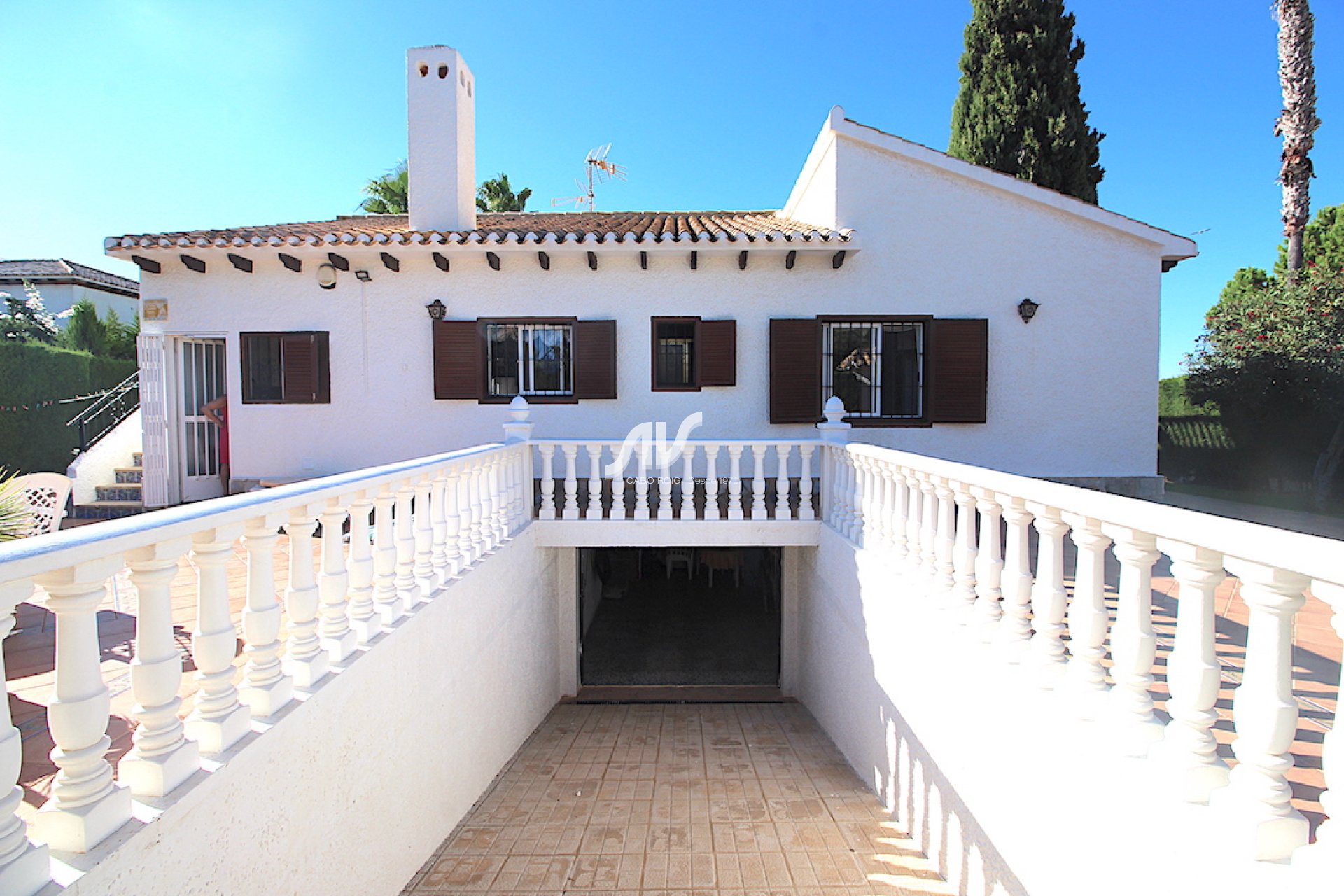 Til Salgs - Villa - Orihuela Costa - Cabo Roig