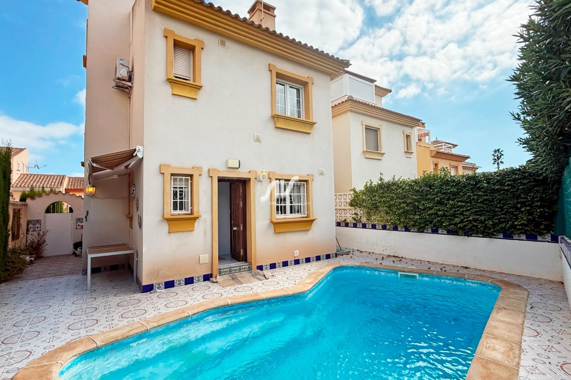 Til Salgs - Villa - Orihuela Costa - Cabo Roig