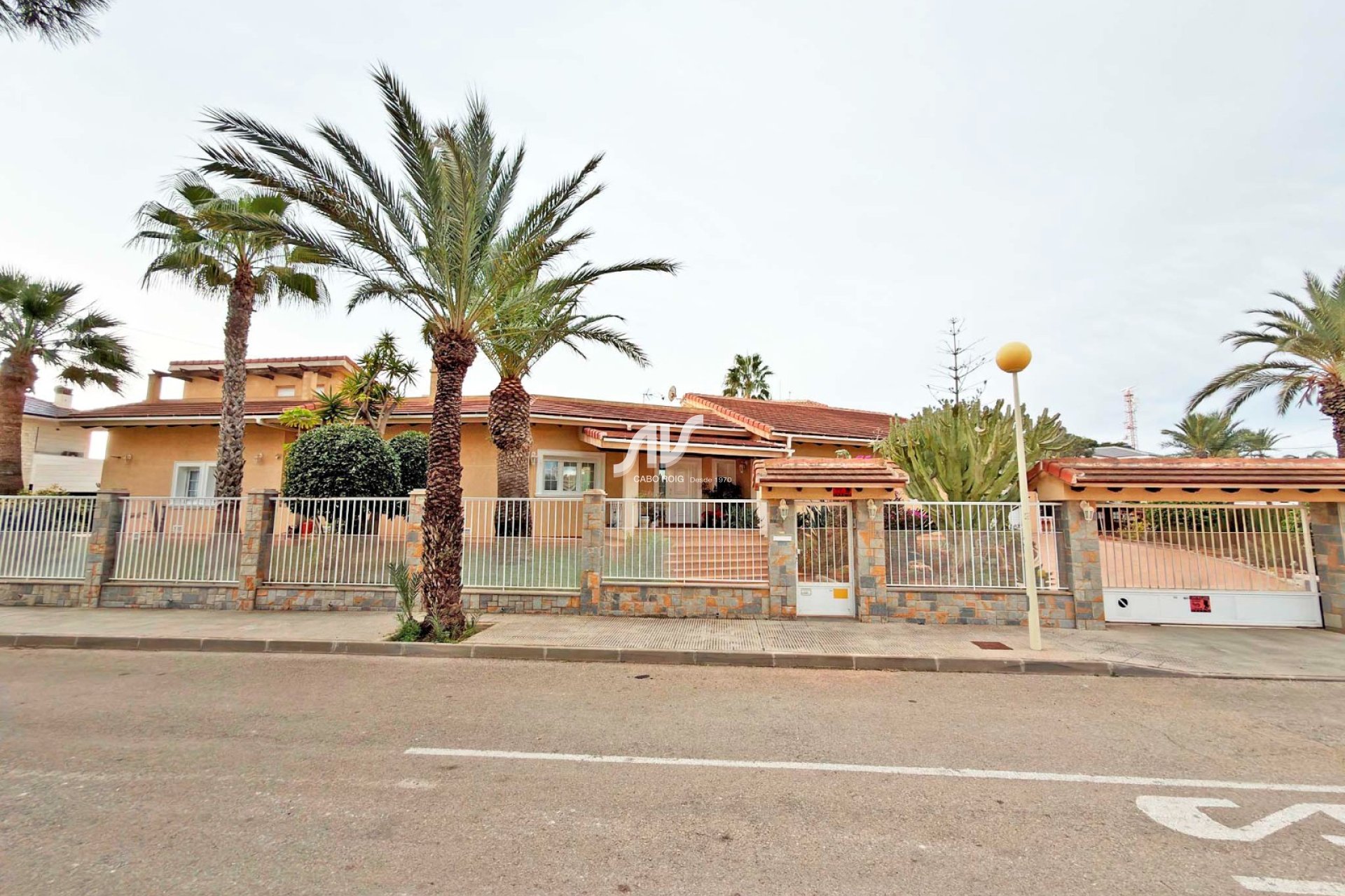 Til Salgs - Villa - Orihuela Costa - Cabo Roig