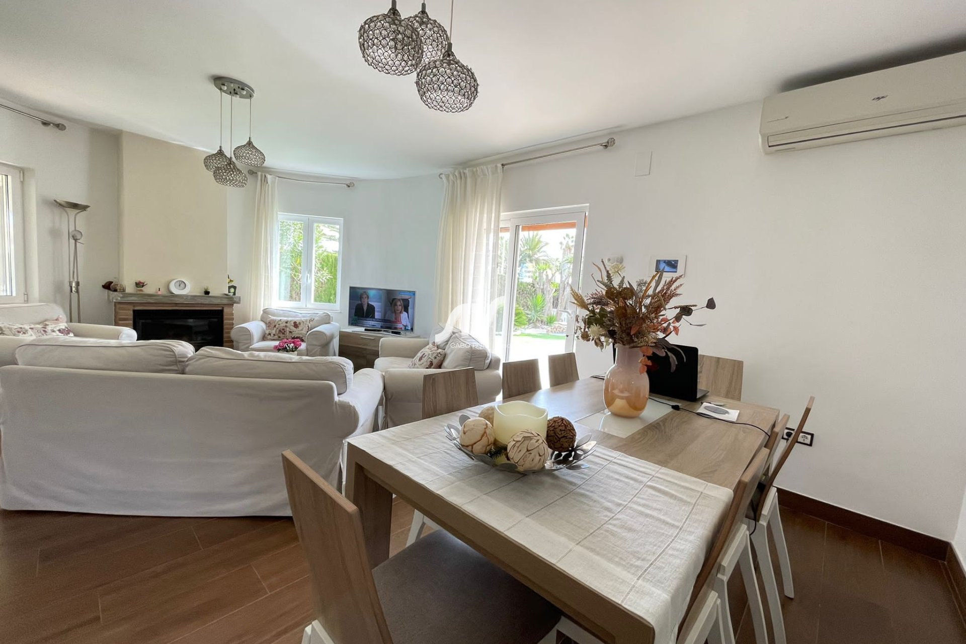 Til Salgs - Villa - Orihuela Costa - Cabo Roig