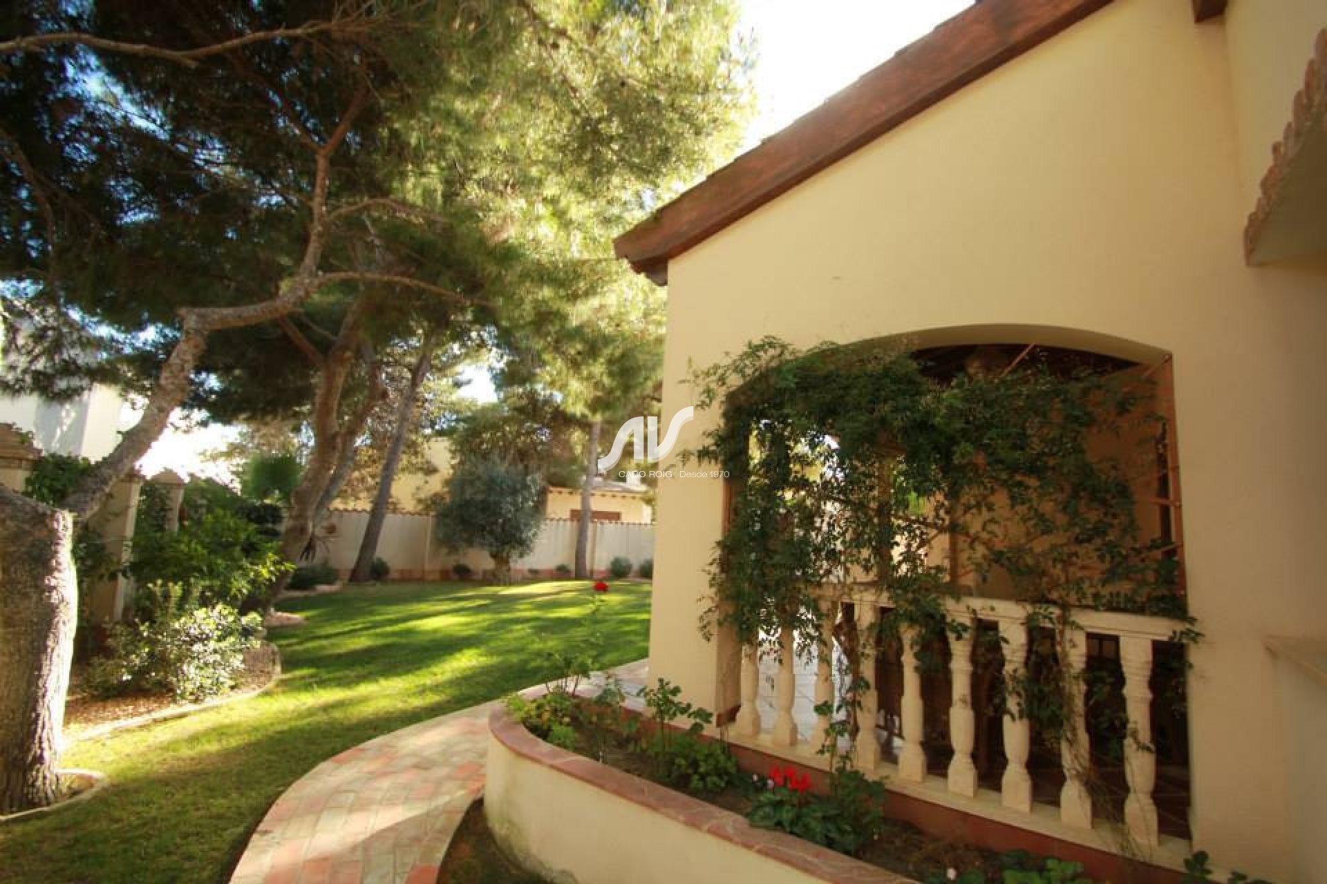Til Salgs - Villa - Orihuela Costa - Punta Prima