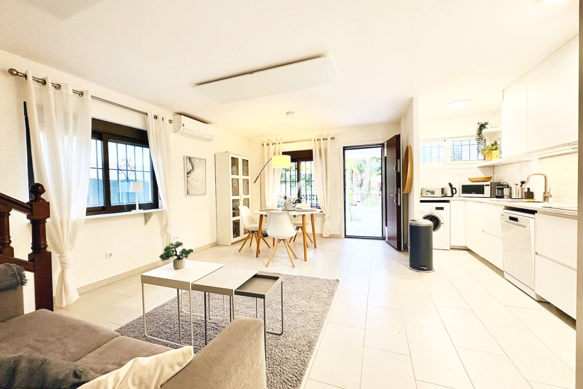 Til Salgs - Villa Semi - Orihuela Costa - Cabo Roig