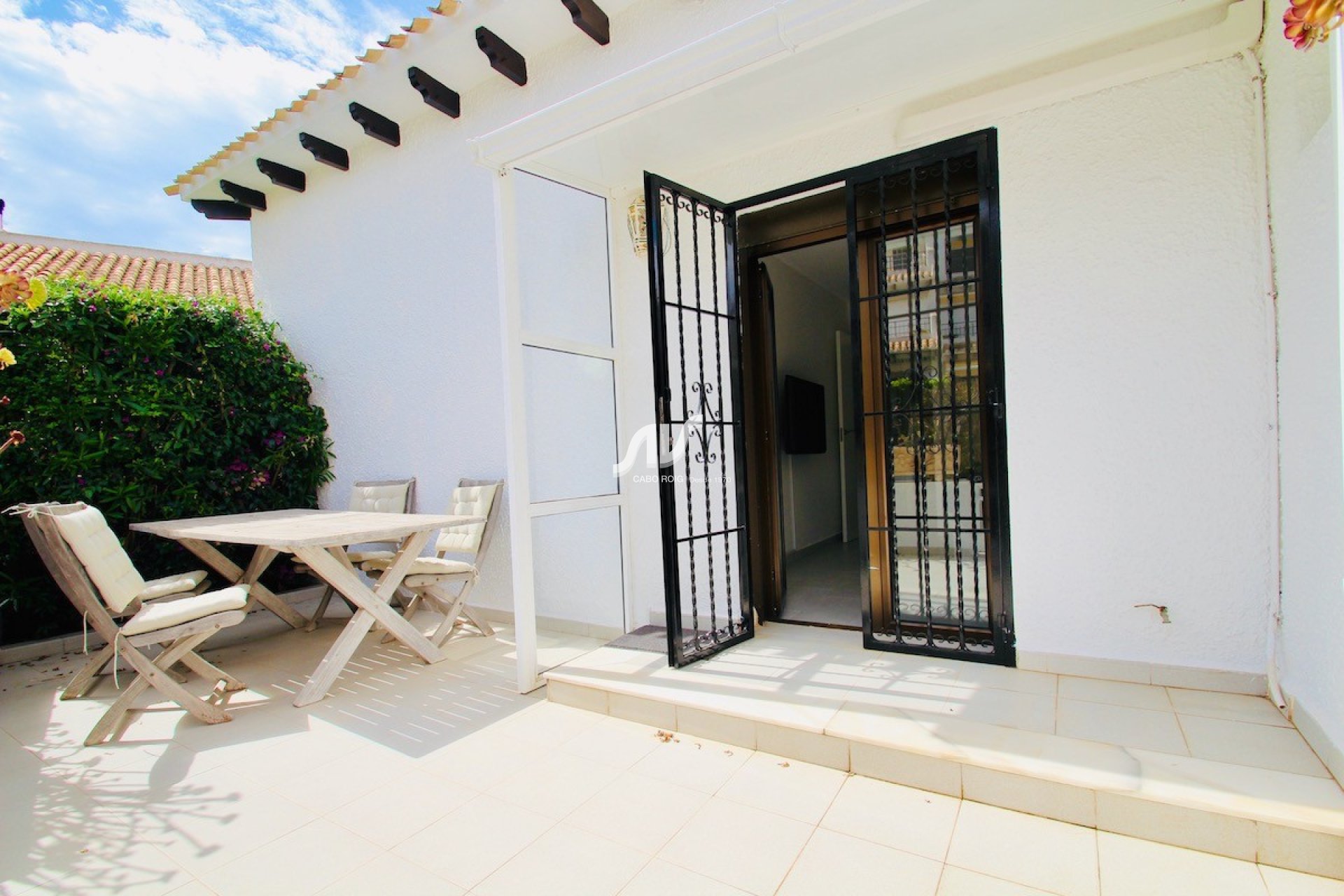 Til Salgs - Villa Semi - Orihuela Costa - Cabo Roig