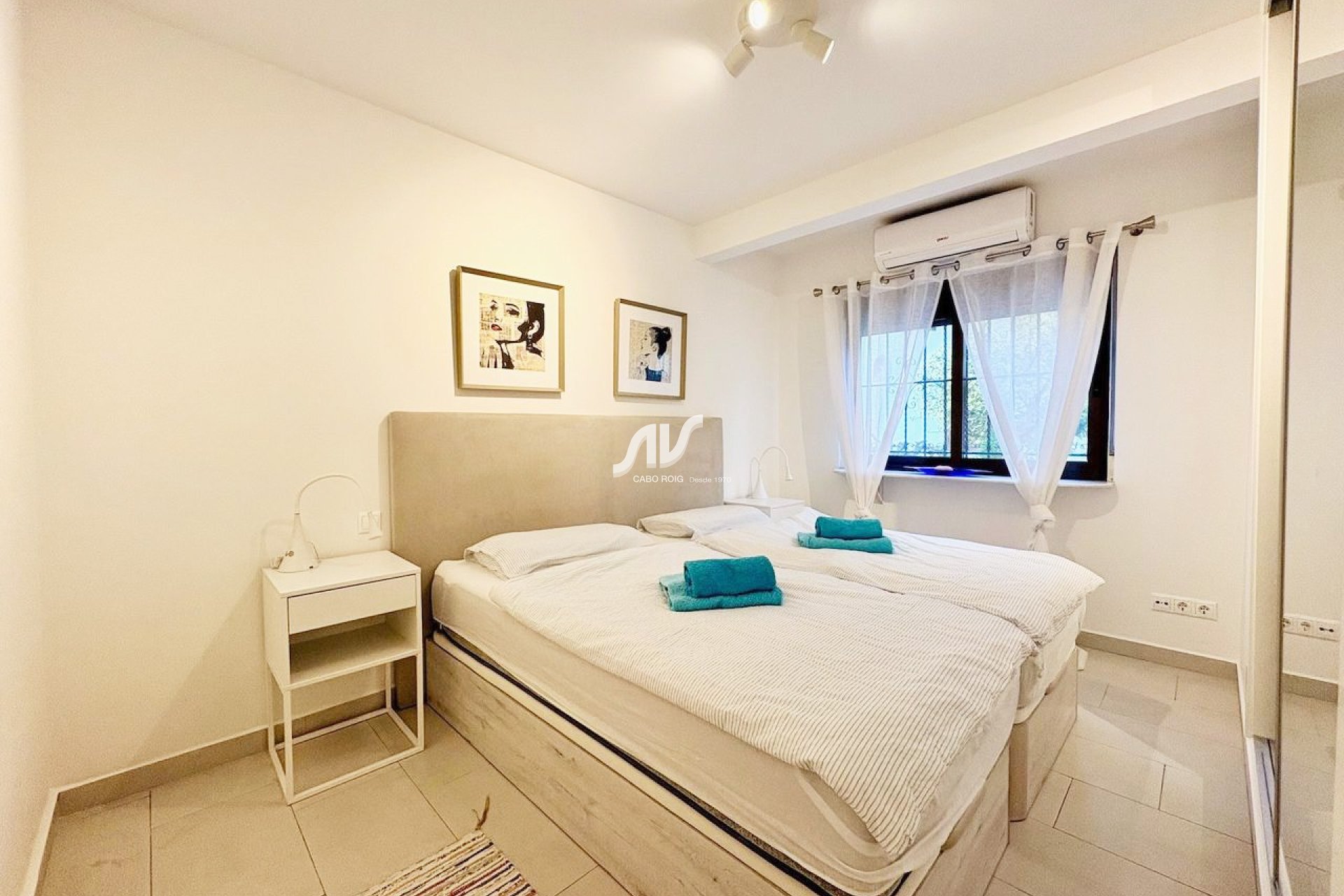 Til Salgs - Villa Semi - Orihuela Costa - Cabo Roig