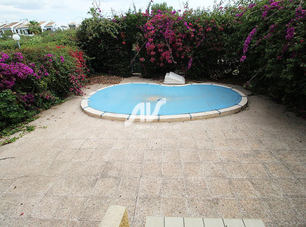 Til Salgs - Villa Semi - Orihuela Costa - Cabo Roig