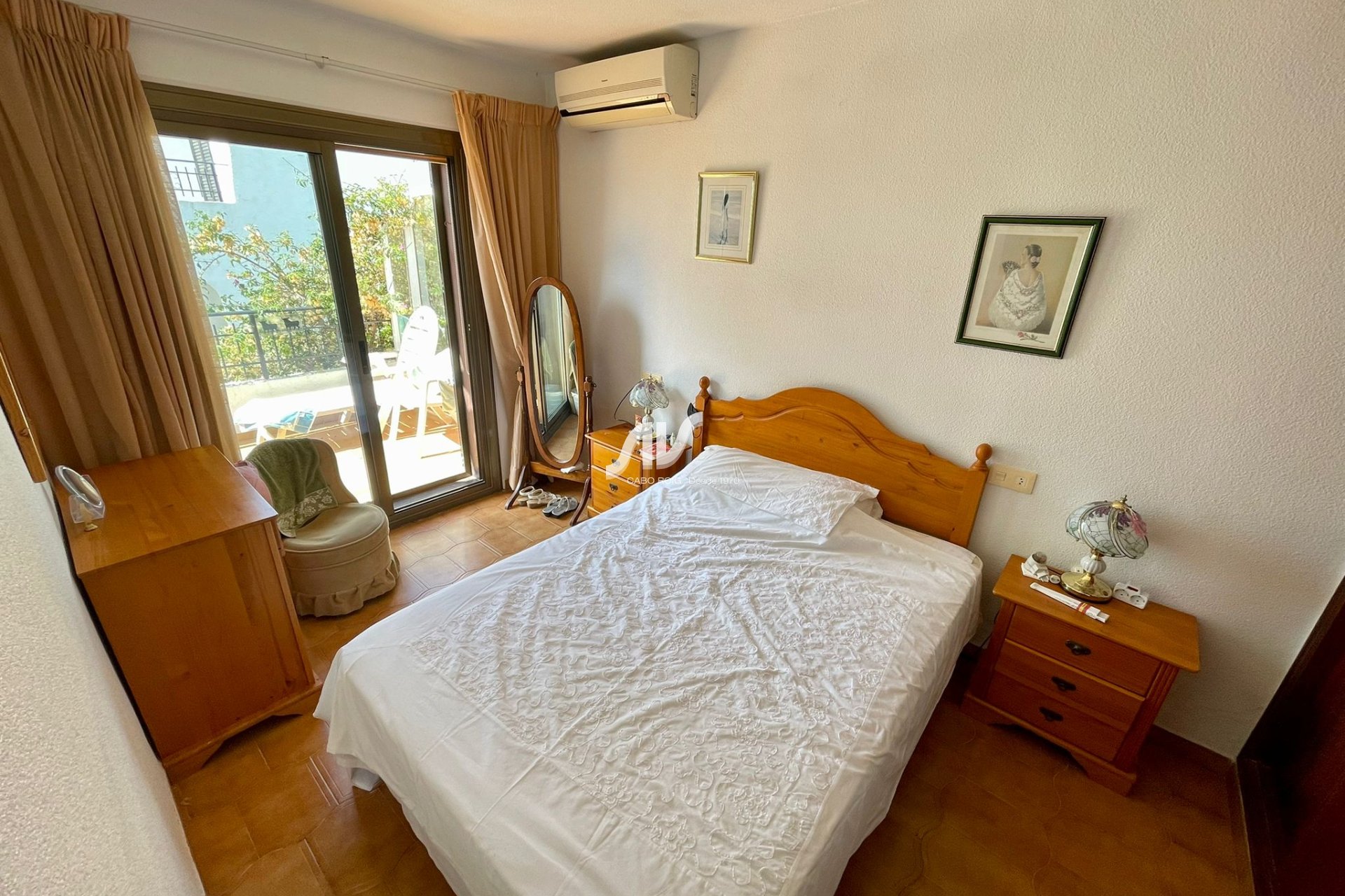 Til Salgs - Villa Semi - Orihuela Costa - Cabo Roig