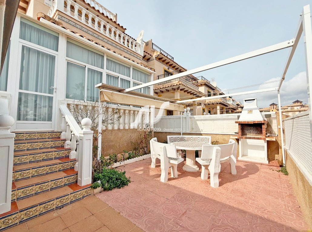 Til Salgs - Villa Semi - Orihuela Costa - La Zenia