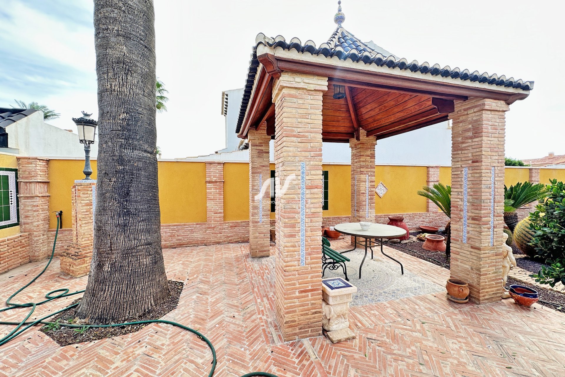 Til Salgs - Villa - Torrevieja - La Veleta