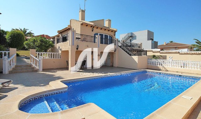 Villa - Odsprzedaż - Orihuela Costa - Cabo Roig