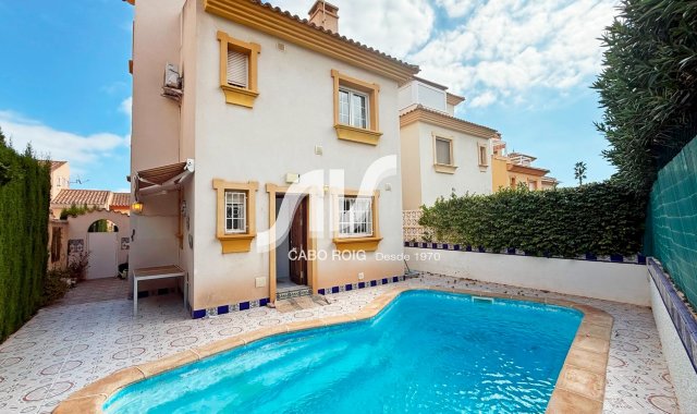Villa - Resale - Orihuela Costa - 1171