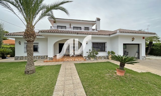 Villa - Til Salgs - Orihuela Costa - Cabo Roig