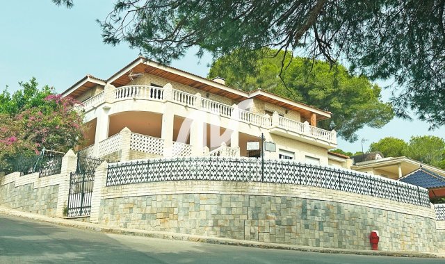 Villa - Weiterverkauf - Orihuela Costa - Campoamor