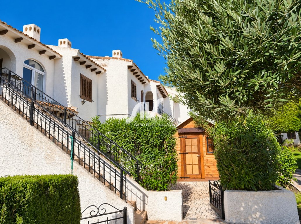 vivienda en Cabo Roig residencial Bellavista