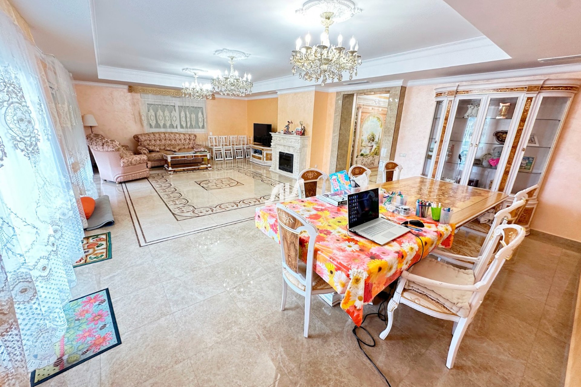 Weiterverkauf - Villa - Orihuela Costa - Cabo Roig