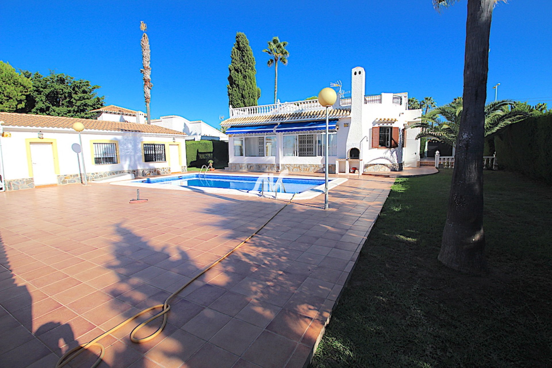 Weiterverkauf - Villa - Orihuela Costa - Cabo Roig