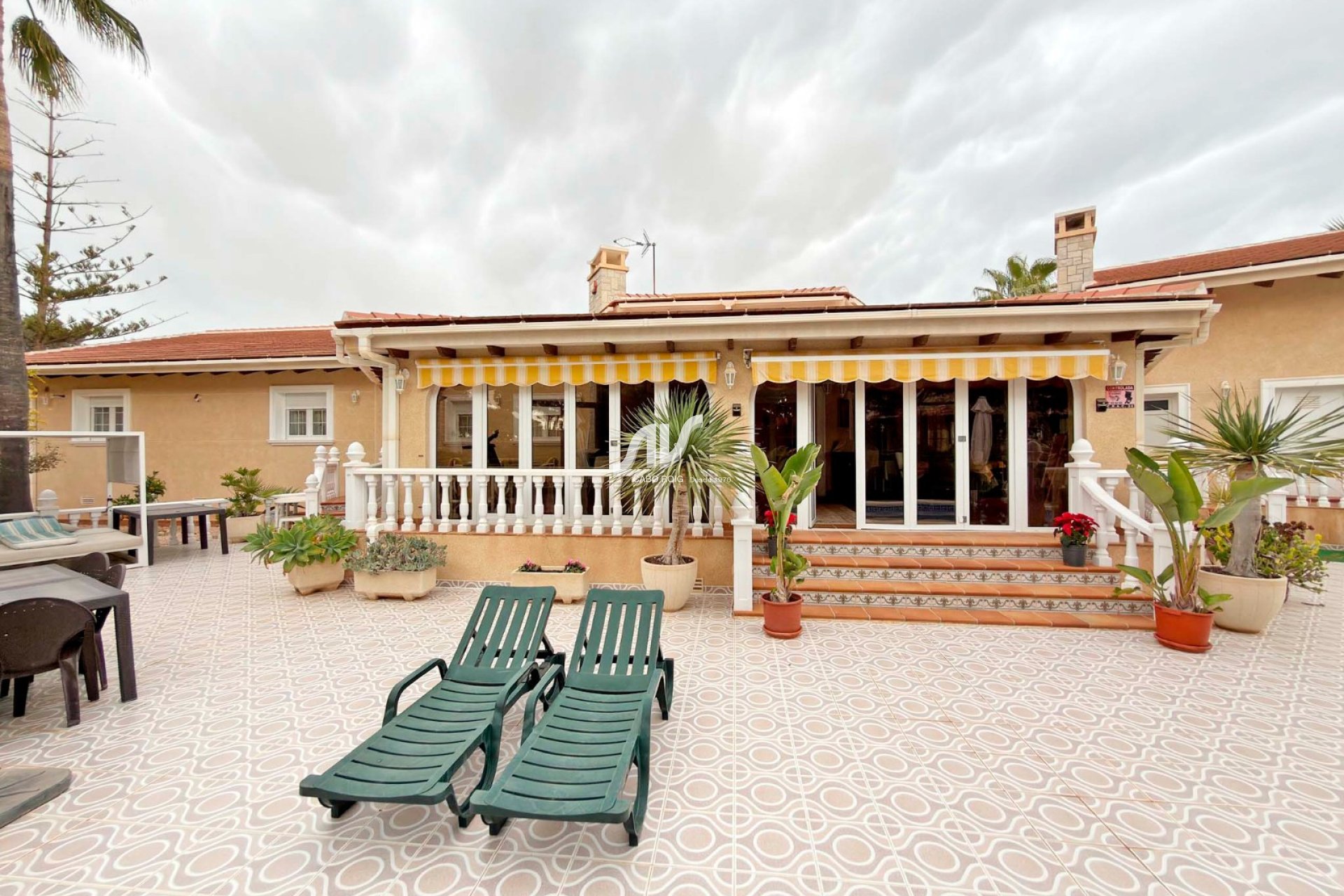 Weiterverkauf - Villa - Orihuela Costa - Cabo Roig