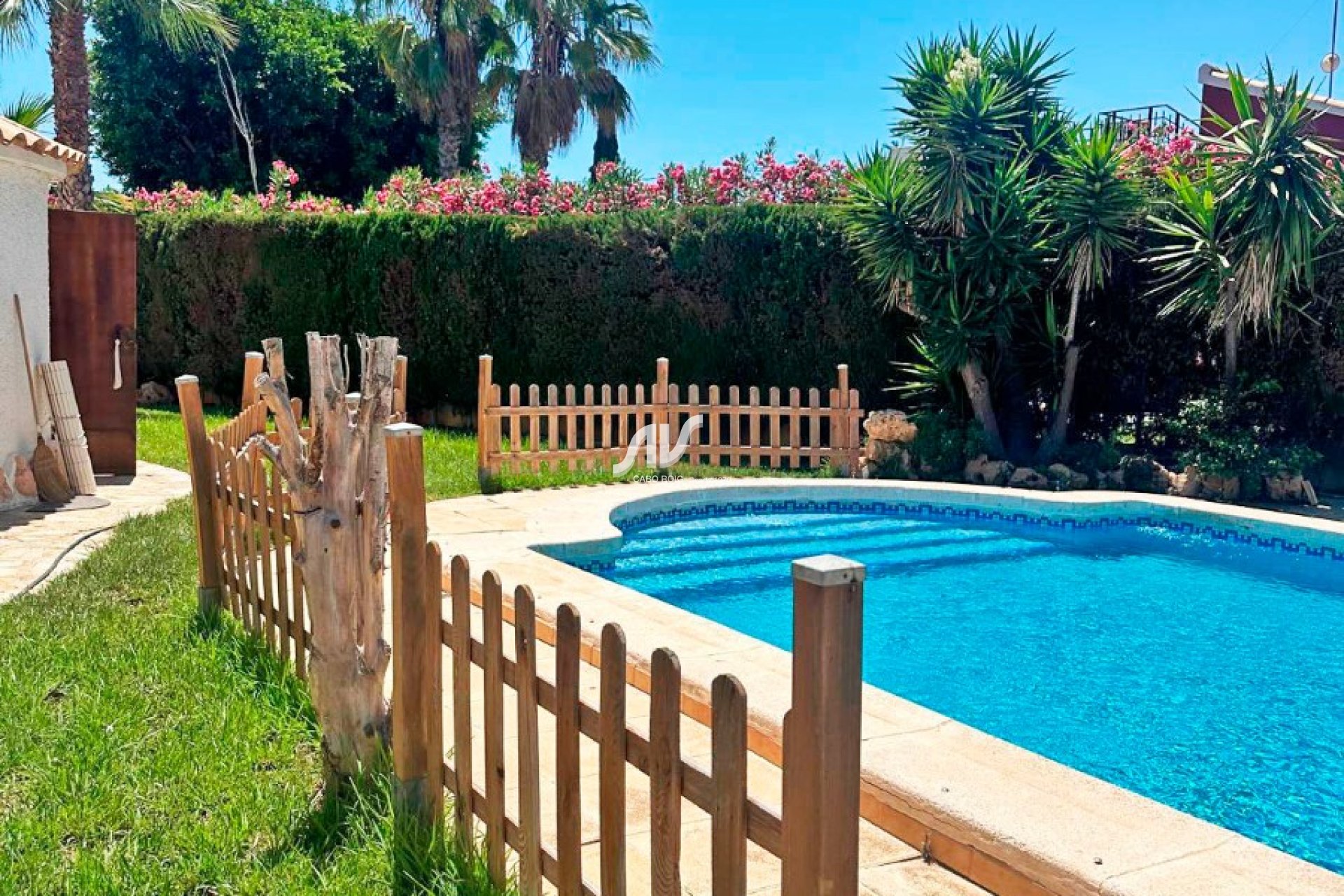 Weiterverkauf - Villa - Orihuela Costa - Cabo Roig