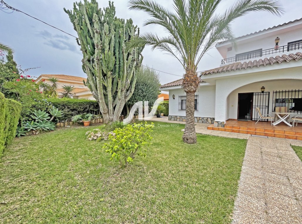 Weiterverkauf - Villa - Orihuela Costa - Cabo Roig