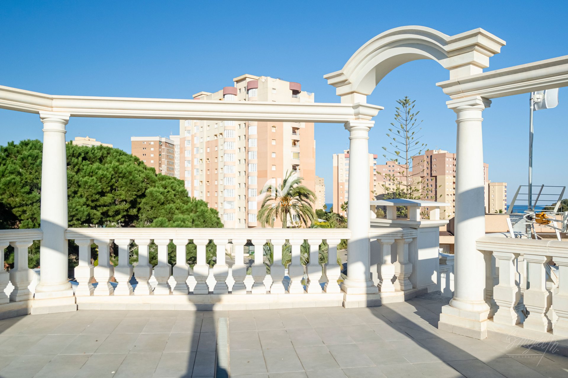 Weiterverkauf - Villa - Orihuela Costa - Campoamor