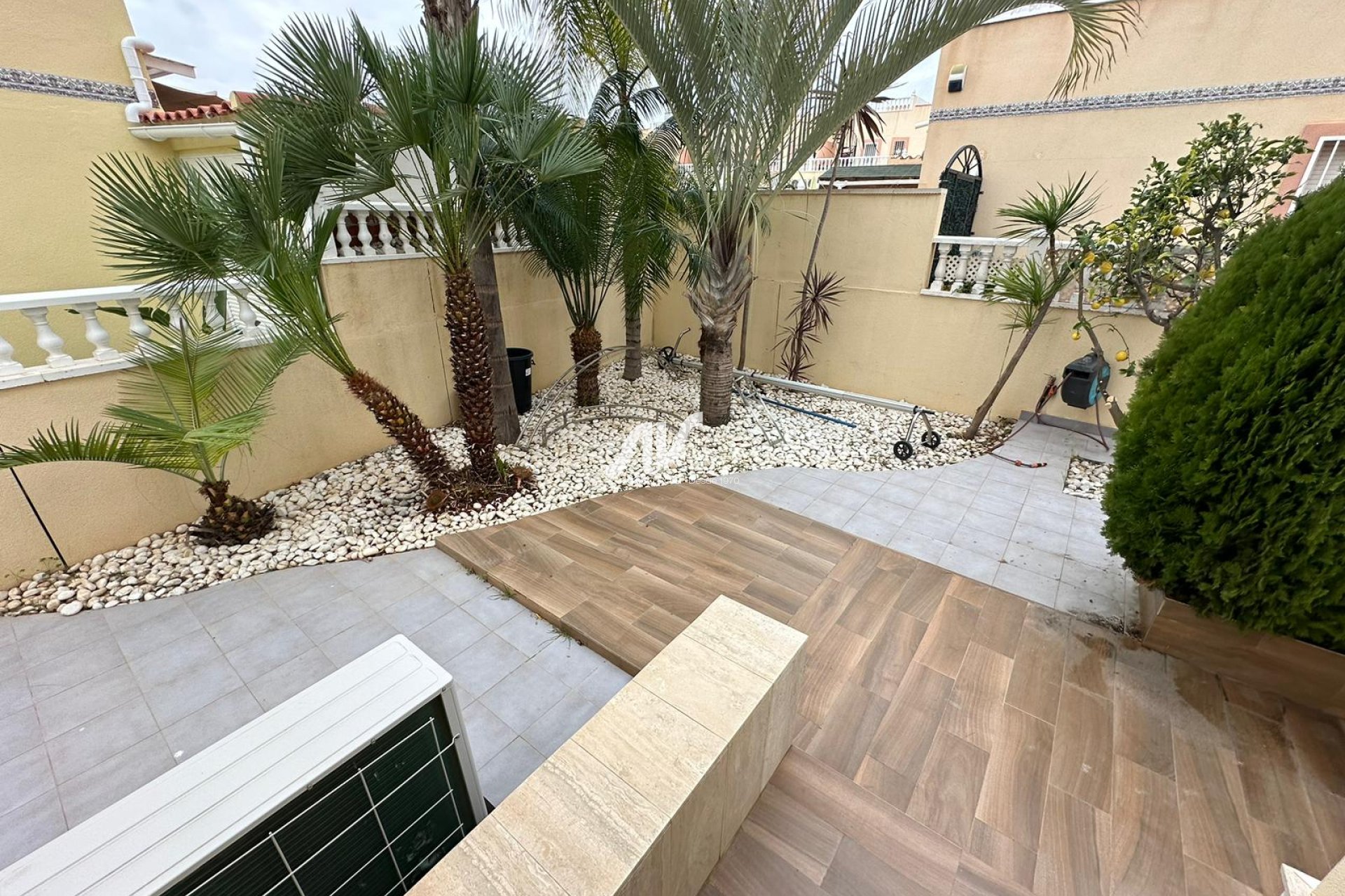 Weiterverkauf - Villa - Orihuela Costa - La Zenia II