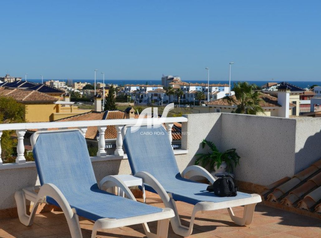 Weiterverkauf - Villa - Orihuela Costa - La Zenia II