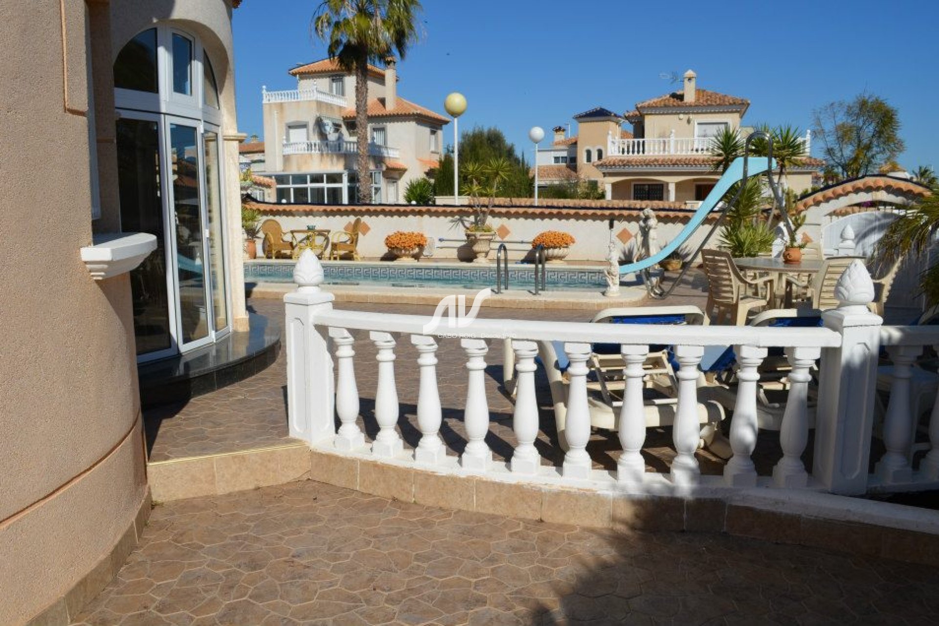 Weiterverkauf - Villa - Orihuela Costa - La Zenia II