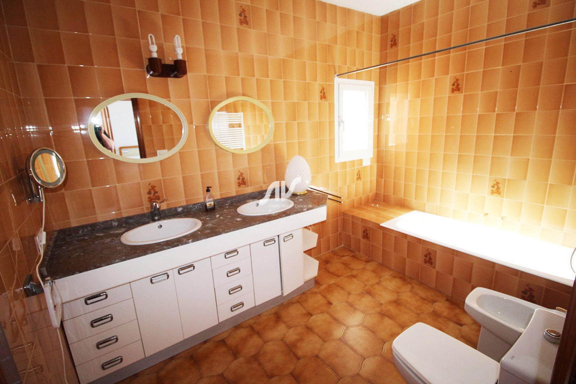 Weiterverkauf - Villa - Orihuela Costa - La Zenia