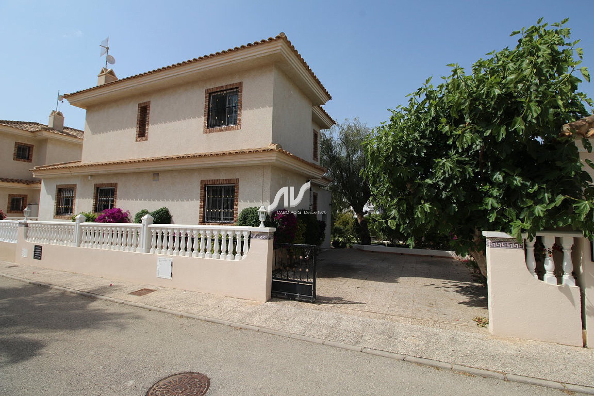 Weiterverkauf - Villa - Orihuela Costa - Los Dolses