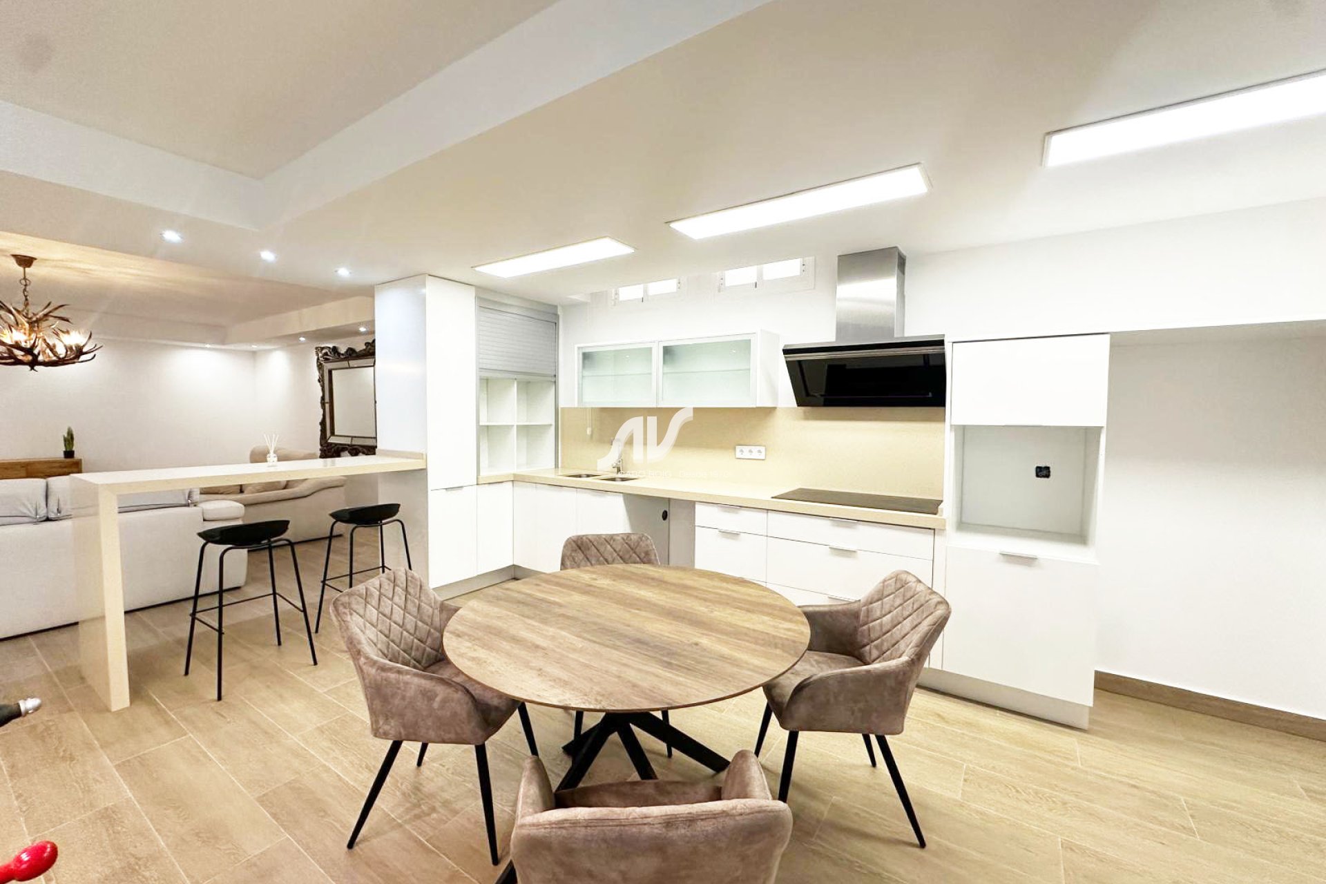 Weiterverkauf - Villa - San Miguel de Salinas - Urb. Ciudad de las Comunicaciones