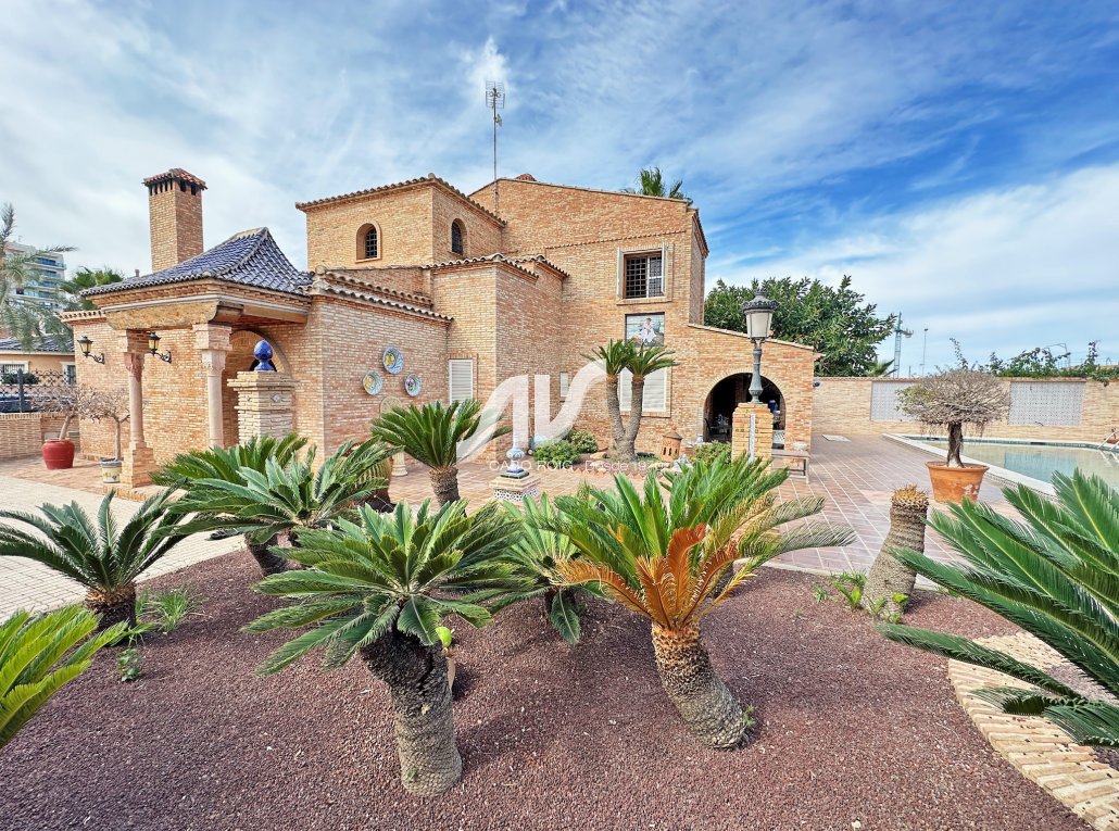 Weiterverkauf - Villa - Torrevieja - La Veleta