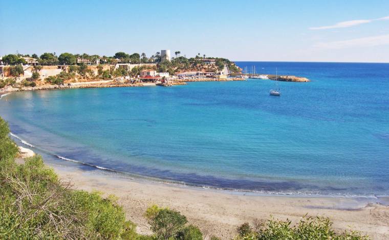 Playa La Caleta de Cabo Roig