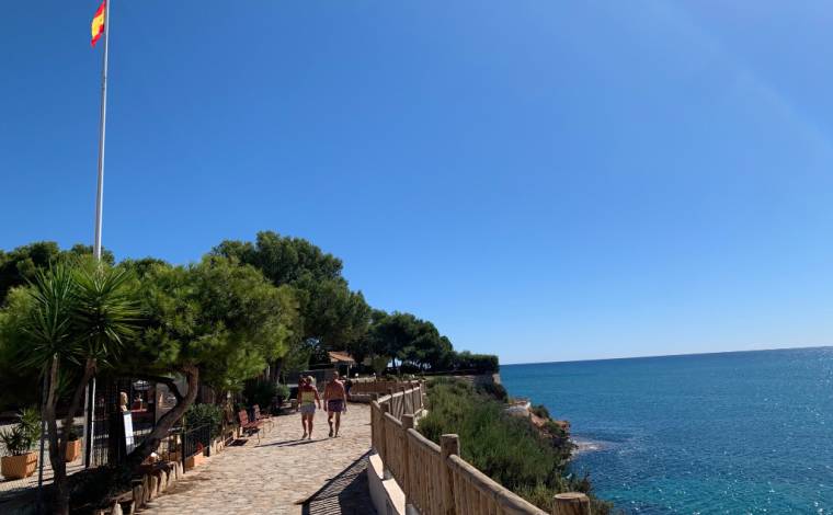 paseo de Cabo Roig, bandera azul